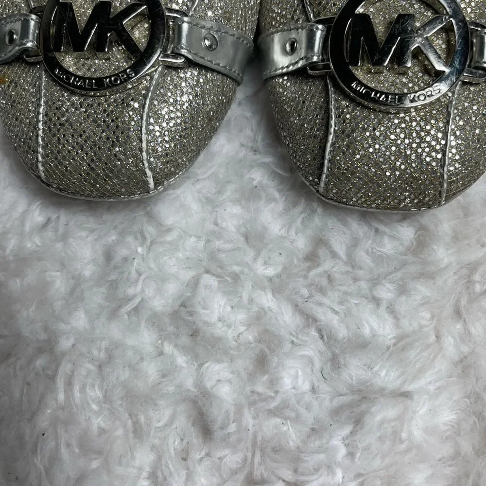 MICHAEL KORS SLIP ON MK LOGO SILVER GLITTER FLAT SHOES SIZE 10NARROW